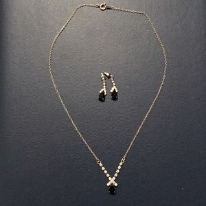 Earring/necklace set